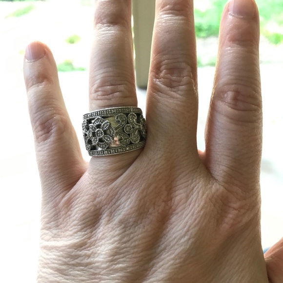 Gorgeous Art Deco sterling Ring size seven - Picture 4 of 5